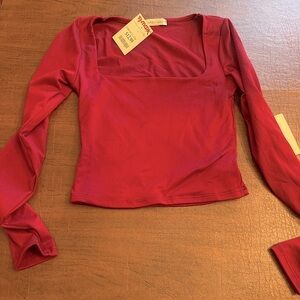 NWT wine color juniors top